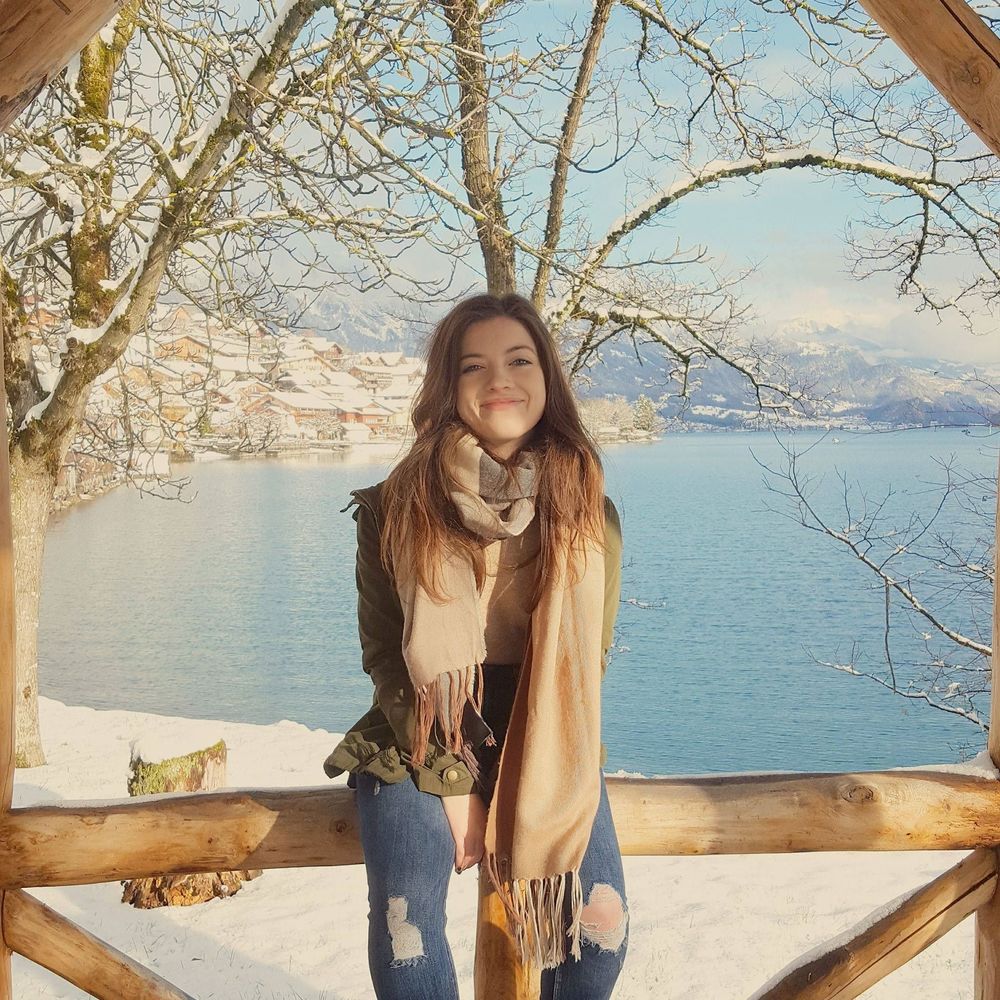 Meet your Posher, Cara